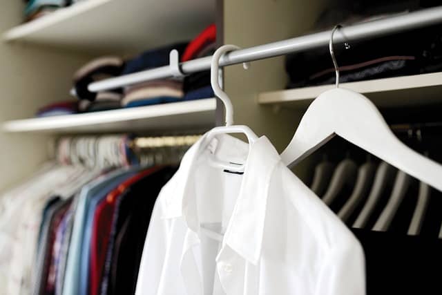 wardrobe, coat hanger, dressing room photo by pixabay